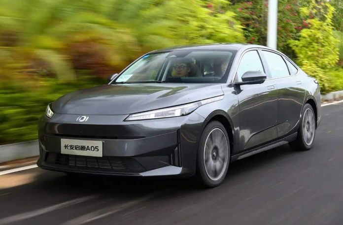 Changan Qiyuan A05 plug-in hybrid sedan launched, price starts at 12,300 USD