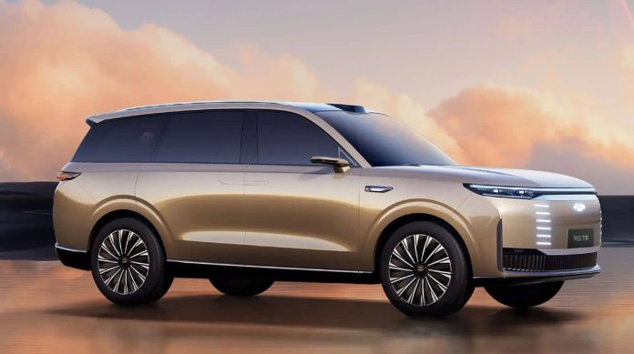 Chery unveiled the T11 PHEV SUV under its Fengyun series in China