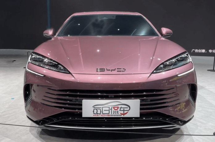 BYD Seal DM-i to enter market next week, starting price 24,400 USD