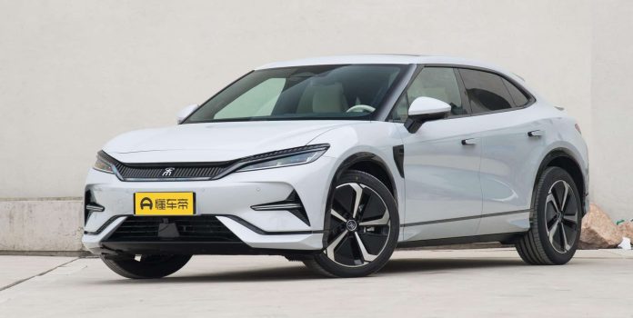 BYD Song L received over 8,000 orders in 72 hours following the launch in China