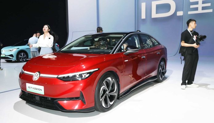 Volkswagen ID.7 received 300 orders in 72 hours following the launch in China