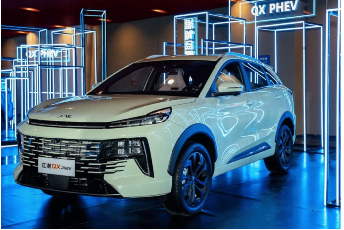 JAC Motors joins plug-in hybrid wave as it opens blind orders for QX PHEV version