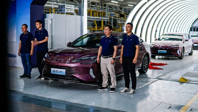 BYD Seal DM-i rolled off the production line in China