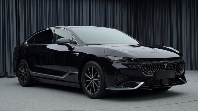 Voyah Zhuiguang (Passion) PHEV version specs were unveiled in China