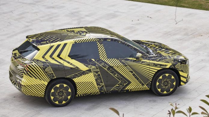 Neta EP32 electric SUV revealed in spy shots. To be called Neta L