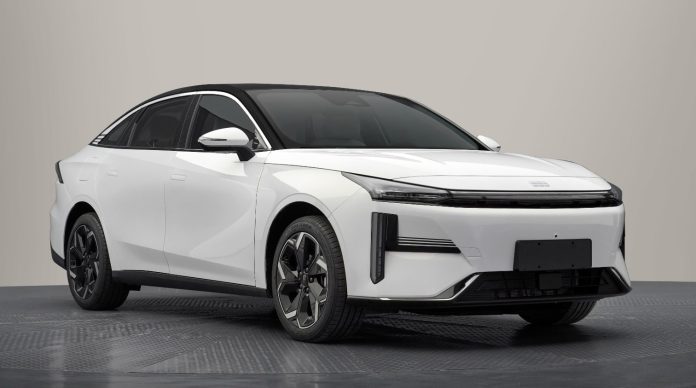 Geely Galaxy L6 was exposed by Chinese Government before the official launch