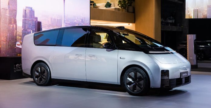 Li Auto’s first all-electric car got 10,000 preorders in 1 hour 42 minutes after its debut in China