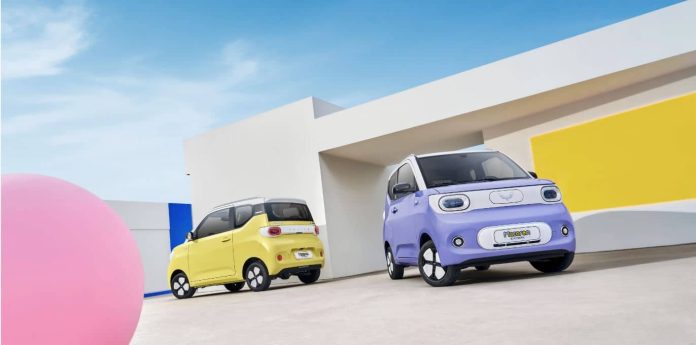 Third-gen Wuling Hongguang Mini EV Macaron launched with 215 km range, priced at 6,400 USD