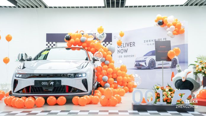 Zeekr 001 FR with 1,247 hp started deliveries in China
