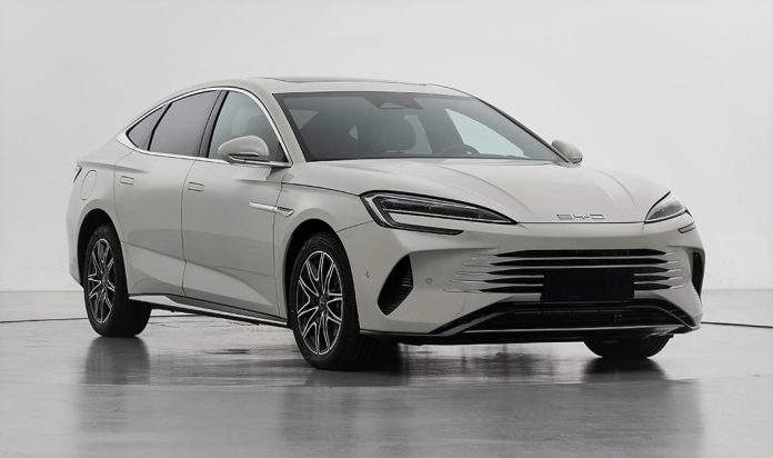 BYD Chaser 07 PHEV specs exposed by China’s MIIT with 200km range