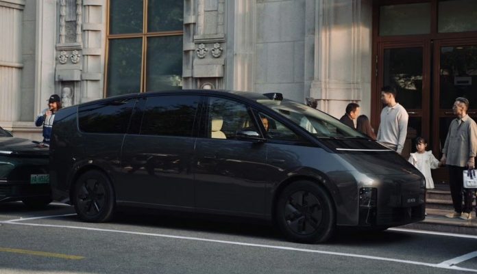 Li Mega showed a 552 kW peak charging capacity thanks to CATL’s 5C battery