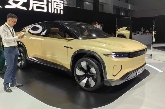 SUV and pickup in one car? Changan Qiyuan CD701 all-electric vehicle unveiled in China