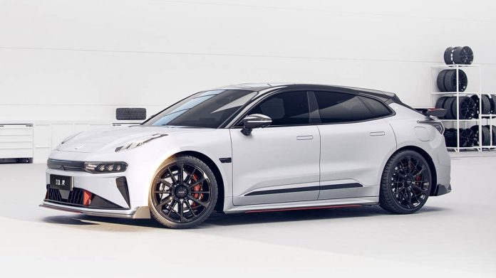 Zeekr 001 FR to possibly have 4 electric motors. To debut on September 1
