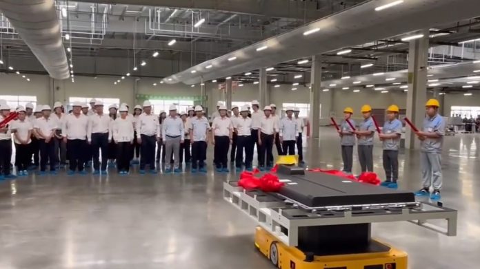 FAW-BYD first battery pack rolled off the production line in China