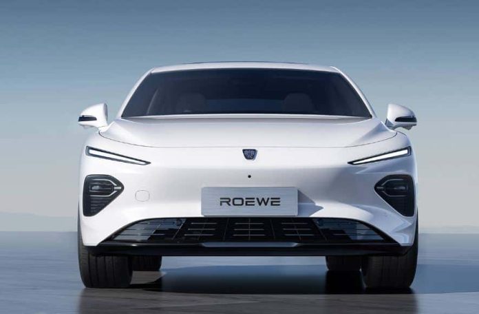 SAIC’s Roewe D7 electric sedan official images released in China with 610 km range