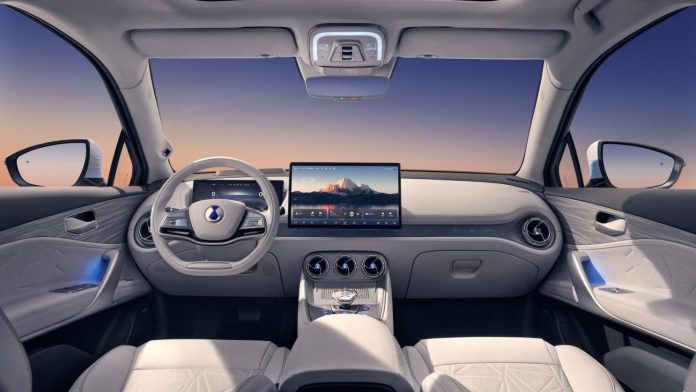 BYD’s Denza N8 interior was unveiled with 6 seats and a large screen
