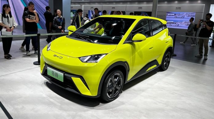 BYD Seagull electric hatchback got 10,000 orders in 24 hours
