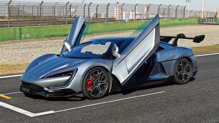 BYD’s YangWang U9 dancing supercar revealed new specs before the launch