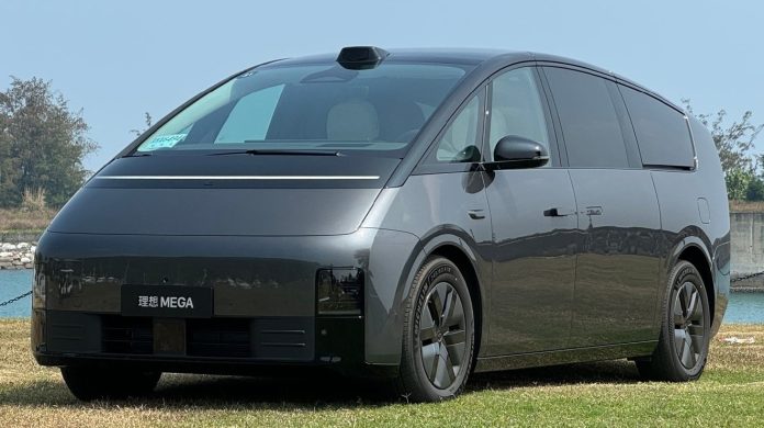 Li Mega’s CATL Qilin 102 kWh battery charges 10-80% in 10 minutes 36 secs [video]