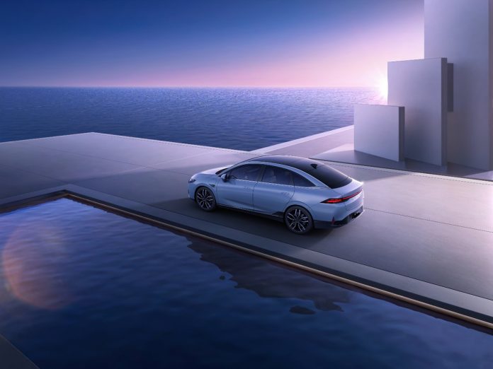 NIO and Xpeng delivered more than 10,000 units in September 2021 while Lixiang’s delivery volume fell to 7,000 due to chip shortage