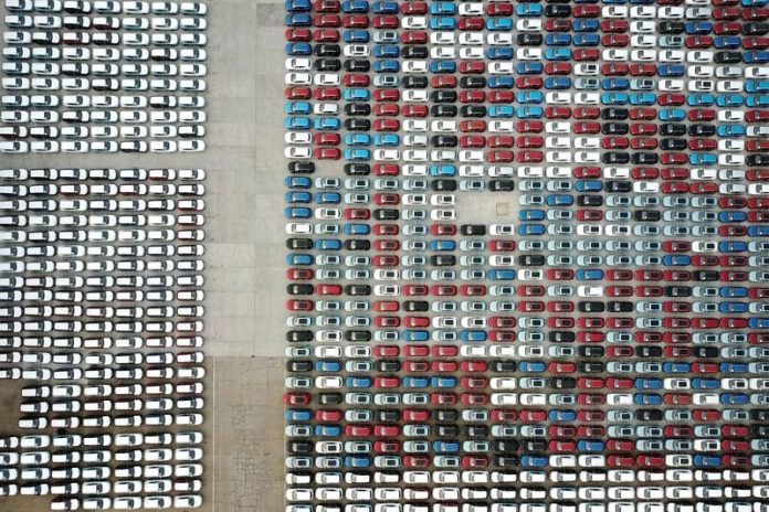 Chinese EV makers proposed a 25% tariff on large European ICE cars, state media reports