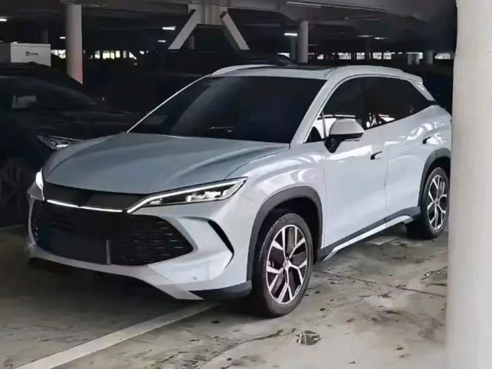 BYD Song L DM-i spy-shots, with 2,100 km range expected in the third quarter
