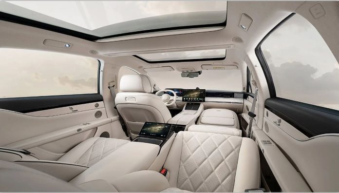 Stelato S9 all-electric sedan, backed by Huawei, official interior images released in China