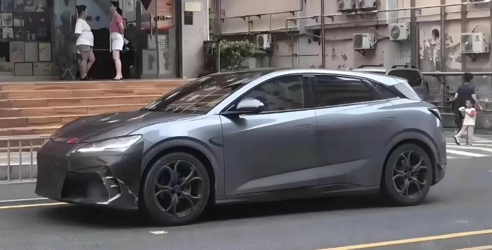 BYD Seal 06GT spotted road-testing, a hot hatch to hit global markets in 2025