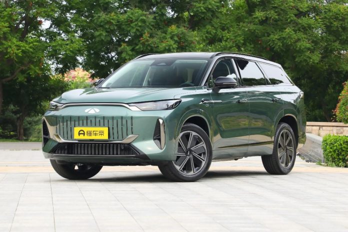 Chery Fulwin T10 broke Guinness World Record for longest distance driven by a plug-in hybrid SUV