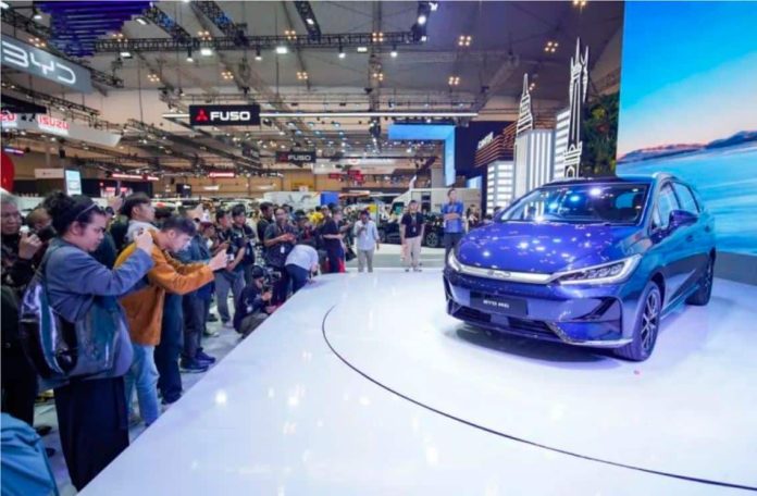BYD M6 all-electric MPV launched in Indonesia, price starts at 23,400 USD