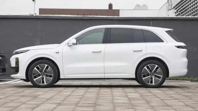 Chinese car producers call for the end of weekly sales figures and criticize Li Auto