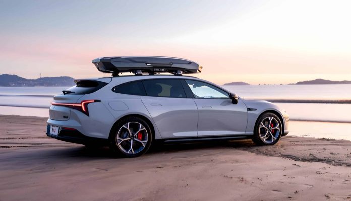Neta S wagon official images revealed, available in EV and EREV variants