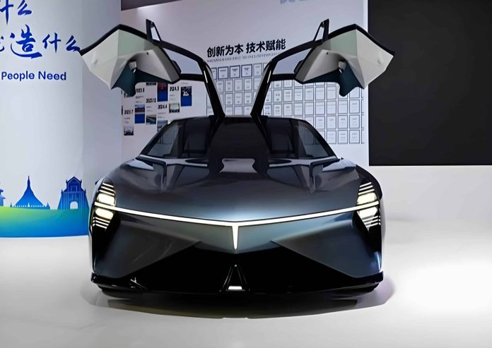 SGMW’s Light of ASEAN concept car with gull-wing doors unveiled