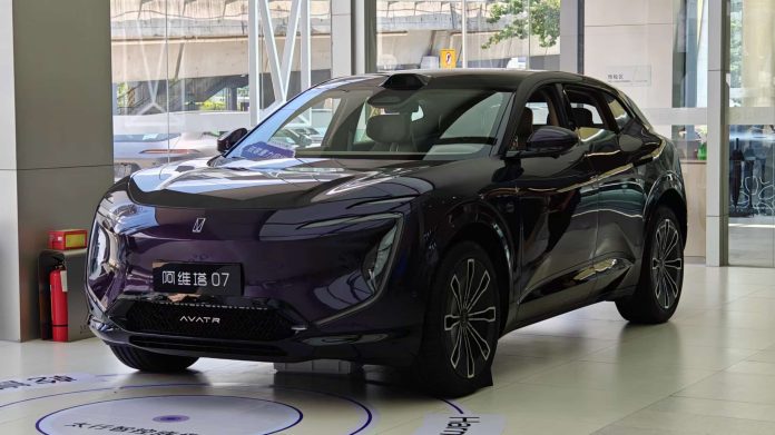Avatr 07 launched with BEV & EREV variants, starting at 31,400 USD