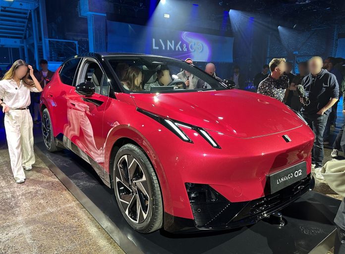 Lynk & Co Z20 Debuts, Set for China Launch This Year