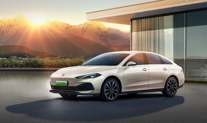 New Guinness range record for a PHEV set in China by Roewe D7 DMH