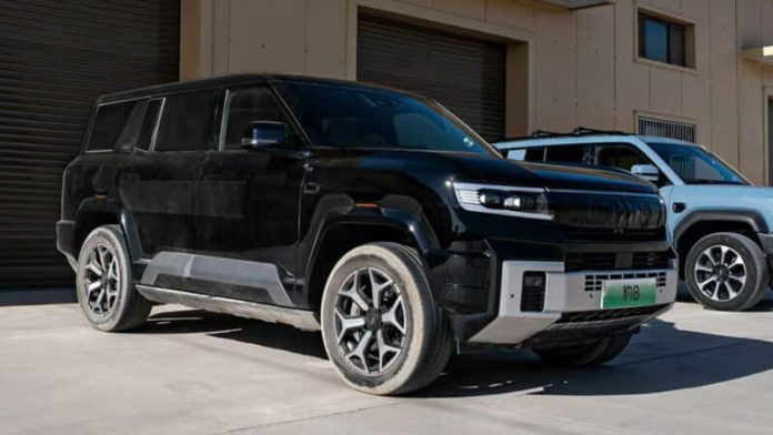 BYD’s Fang Cheng Bao Bao 8 PHEV off-road SUV enters China for 52,500 USD