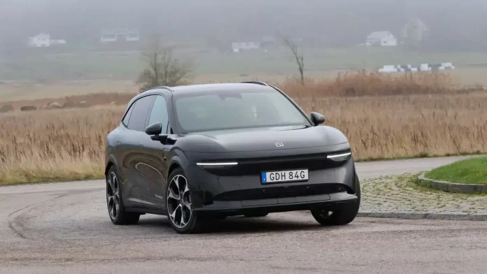 Zeekr 7X European version spied, set for European launch next year