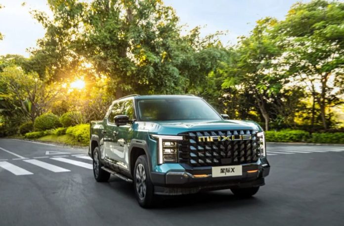 Maxus Interstellar X pickup launches in both diesel and EV form – MG badged version spied