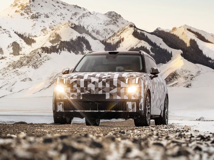 Lynk & Co teases its new flagship SUV, the L946, with official spy shots