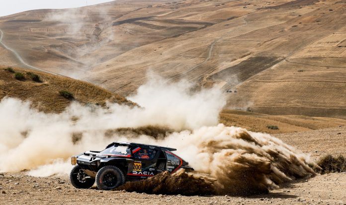 Rallye du Maroc:  Nasser in a mission.