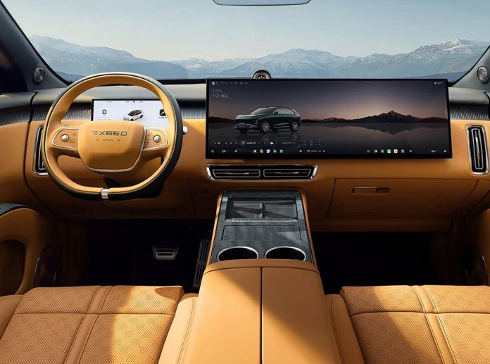 EXEED EX7 Officially Launches: A Tech-Heavy Luxury SUV with 30-Inch 6K Display and 1,500km Range