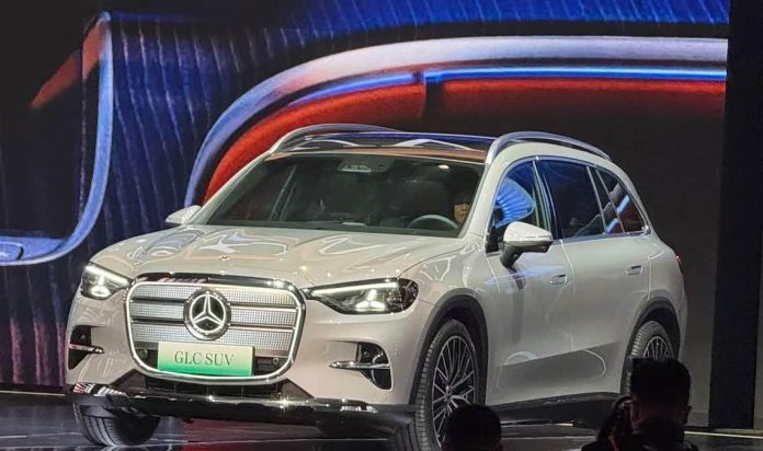 Mercedes-Benz GLC L EV Debuts: 800V Tech, 437-Mile Range, and Exclusive 6-Seat Layout