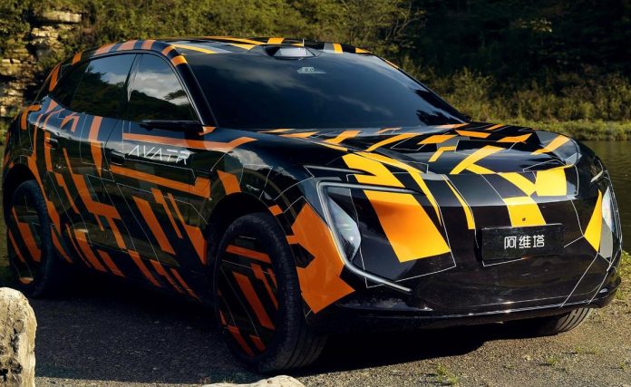 Spied: Stretched Avatr 07L Teased with Enhanced Tech and Space