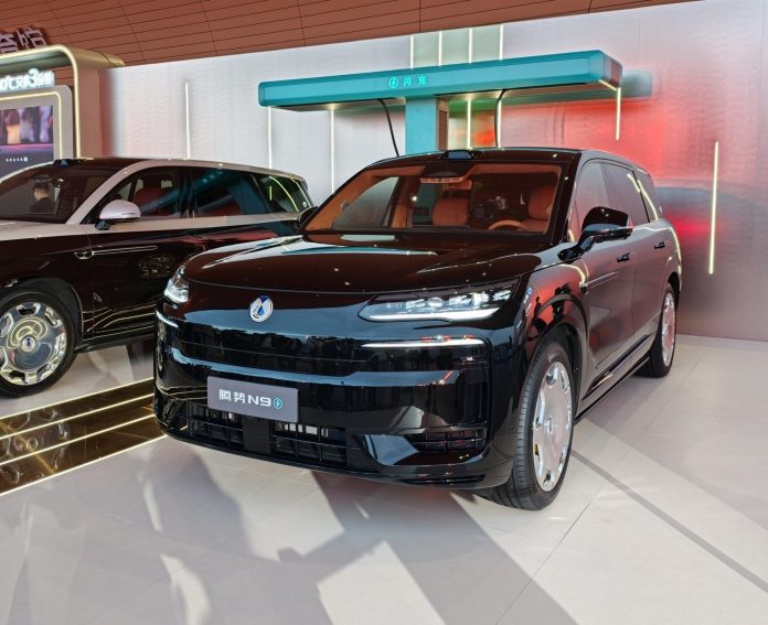 Denza N9 Super Charge Edition Debuts with Extended Range and Advanced Tech